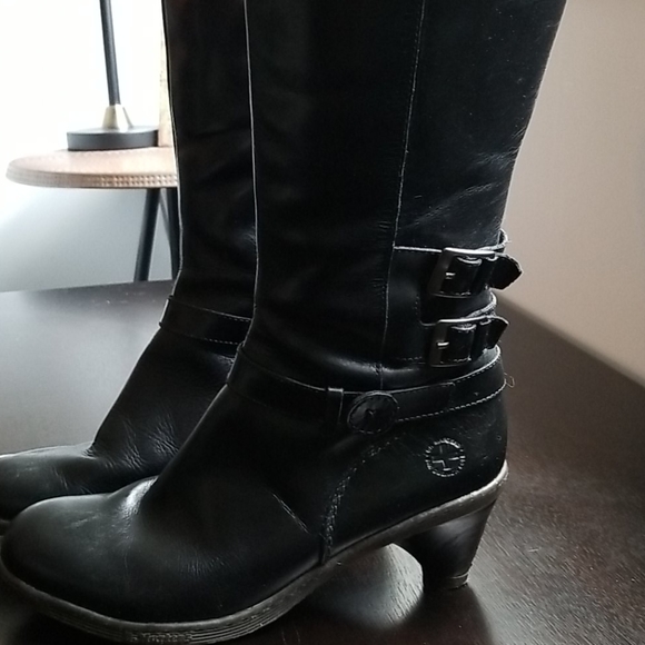 Dr. Martens Shoes - Dr. Martens Amber Knee High Boots 8/39